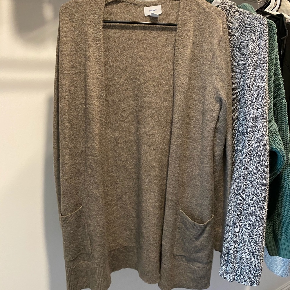 Taupe Old Navy cardigan